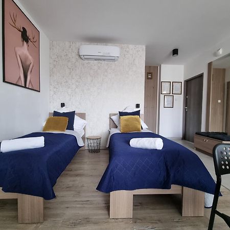 Q Apart Amber - Studio, Manufaktura, Klimatyzacja I Garaz Gratis, Netflix, Fv, Gwarancja Zadowolenia Łódź Exterior foto