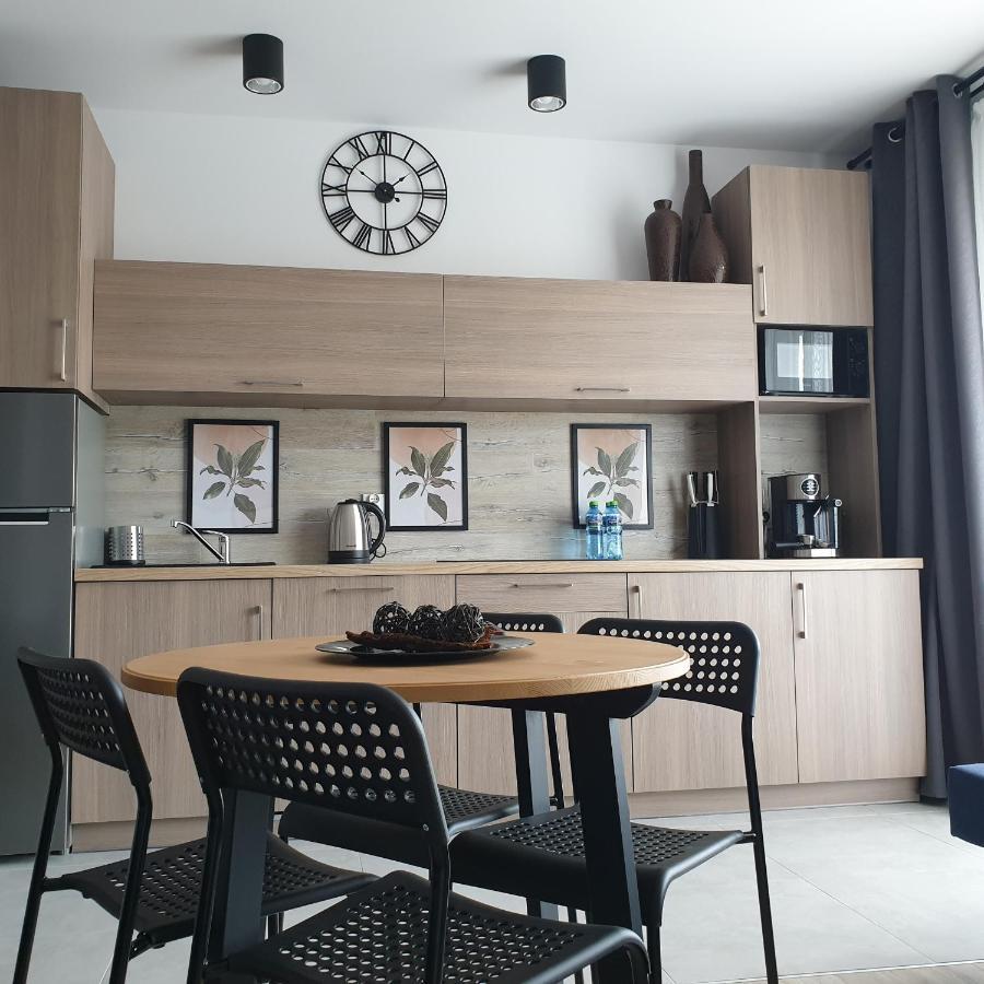 Q Apart Amber - Studio, Manufaktura, Klimatyzacja I Garaz Gratis, Netflix, Fv, Gwarancja Zadowolenia Łódź Exterior foto